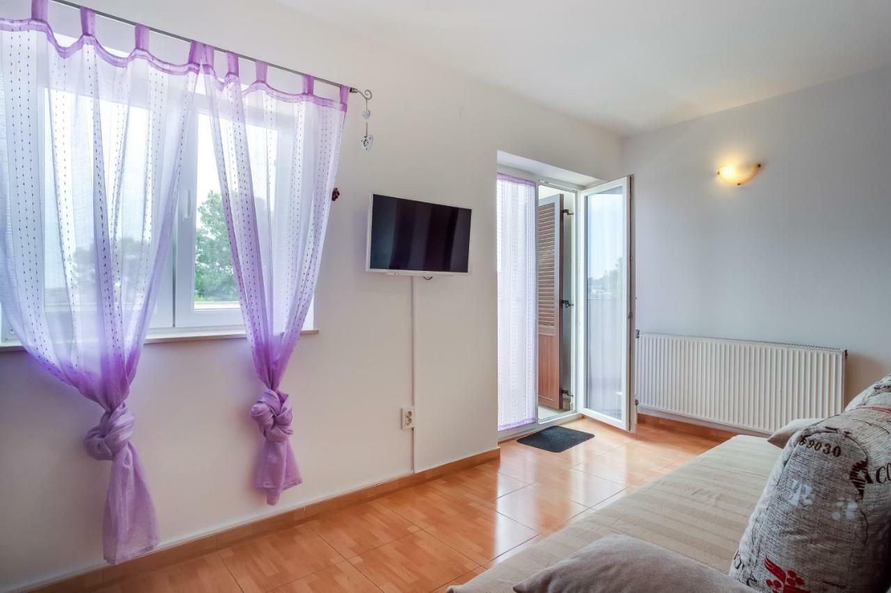 Apartment Senka Малий Лошинь Екстер'єр фото